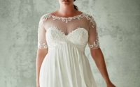 Short wedding dresses for curvy plus size