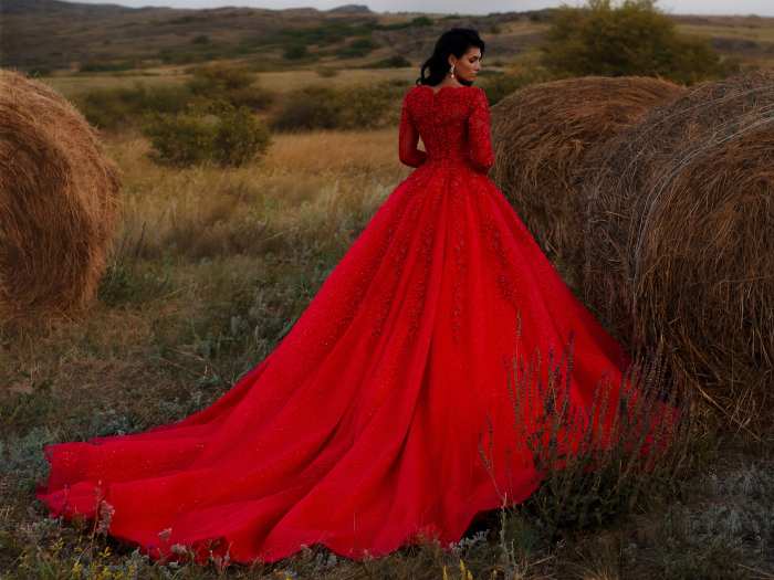 Red dress at a wedding